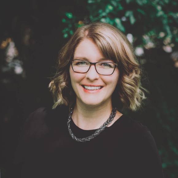 Meet your Posher, Beth - Picture 1 of 1